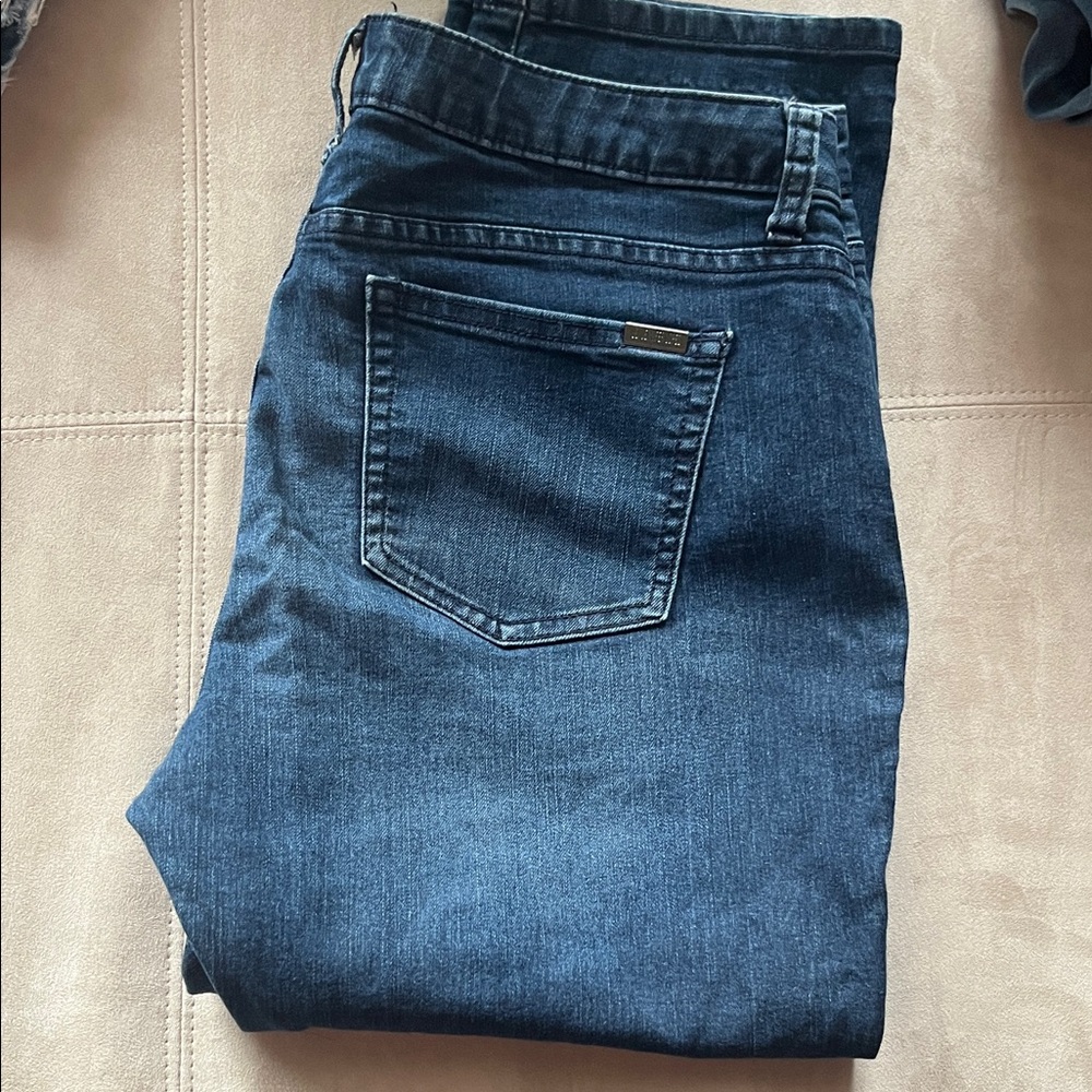 Jennifer Lopez Women's Capri/Cropped Blue Jeans